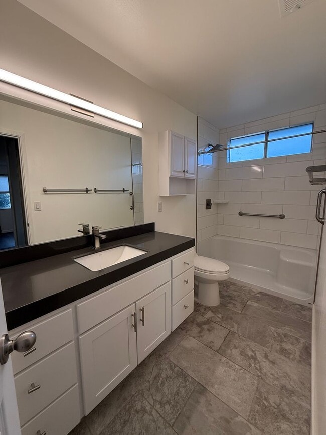 Building Photo - Beautiful Home in Watsonville - 55+ Community- 50% off 1st months rent!!