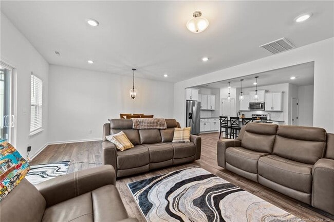 Building Photo - 96 Periwinkle Pl