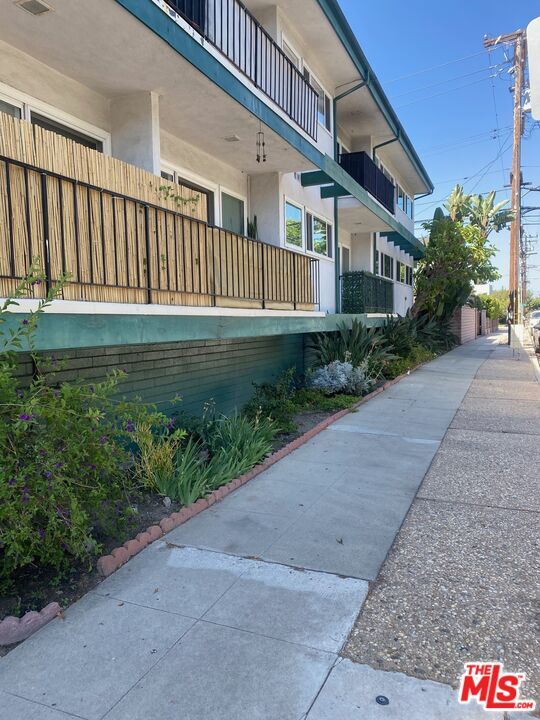 Building Photo - 4244 Duquesne Ave