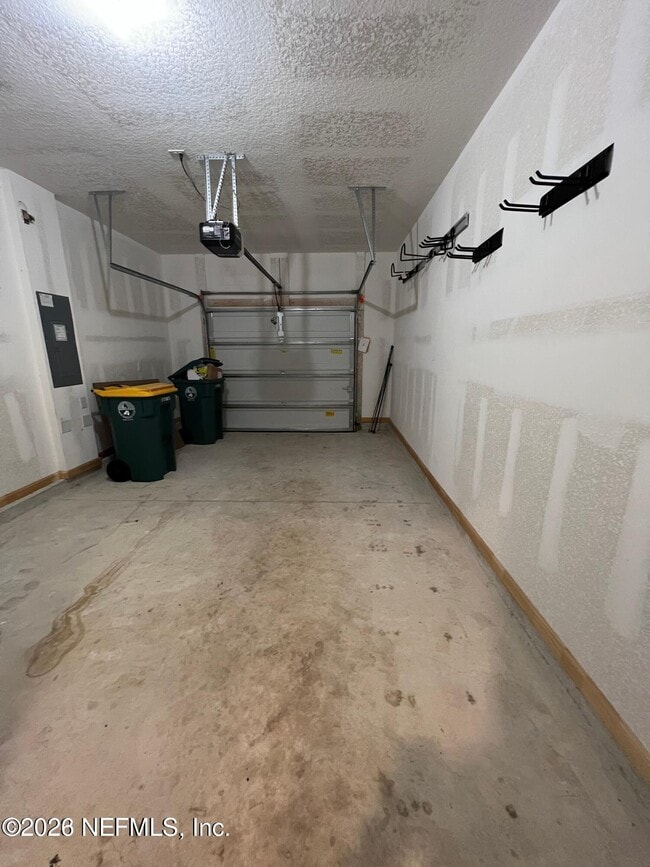 Building Photo - 7936 Echo Springs Rd