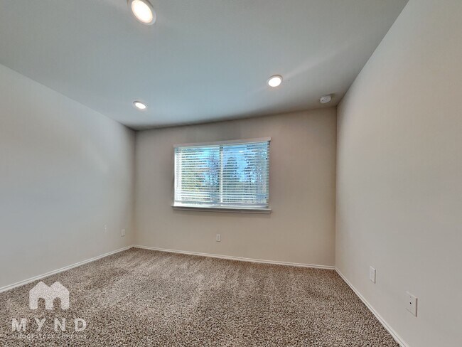 Building Photo - 11731 Miller Cir