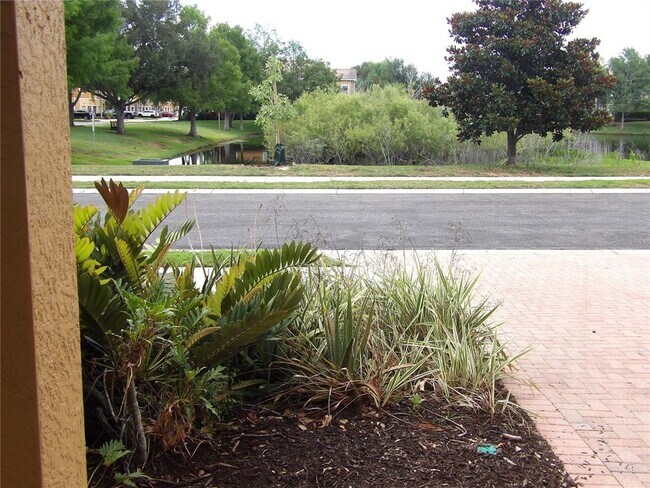 Building Photo - 8098 Moonstone Dr