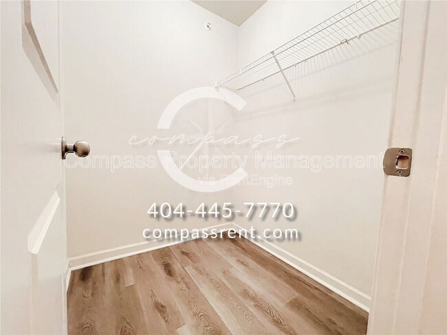 Building Photo - 2086 Belmont Cir NE