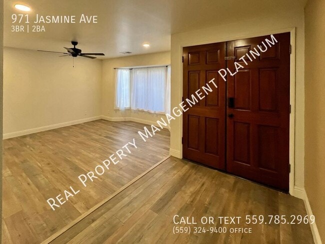 Building Photo - 971 Jasmine Ave