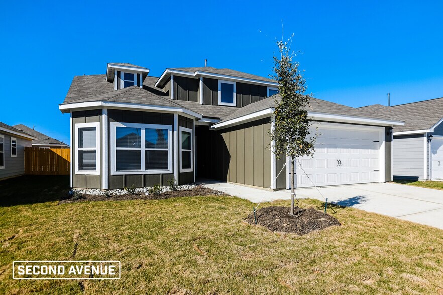 Building Photo - 9624 Sierra Grande Dr