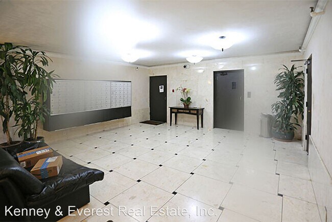 Building Photo - Studio, 1 bath House - 1335 Pacific Avenue...