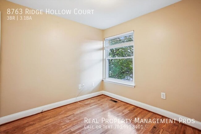 Building Photo - 8763 Ridge Hollow Ct