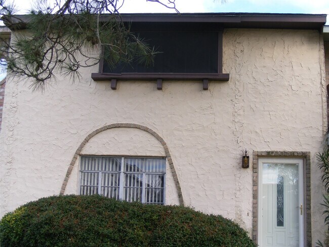 Primary Photo - 7037 Chasewood Dr