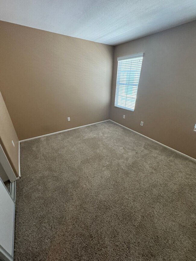 Building Photo - Ready to move-in! Spacious 4-Bedroom + Loft Home Near Loma Linda University