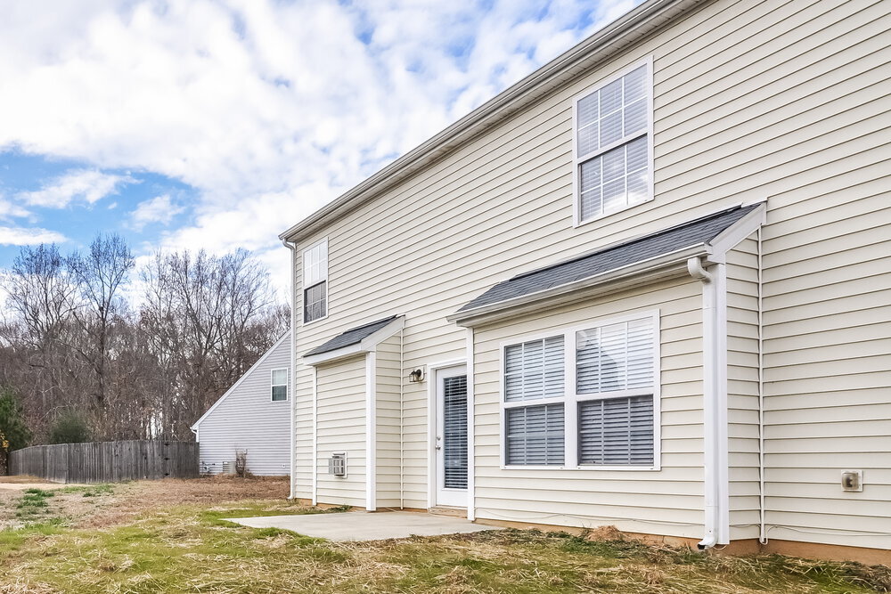Building Photo - 2707 Brownlow Ct
