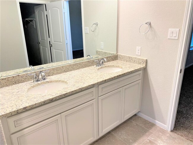 Building Photo - 12043 Talmadge Reach Dr