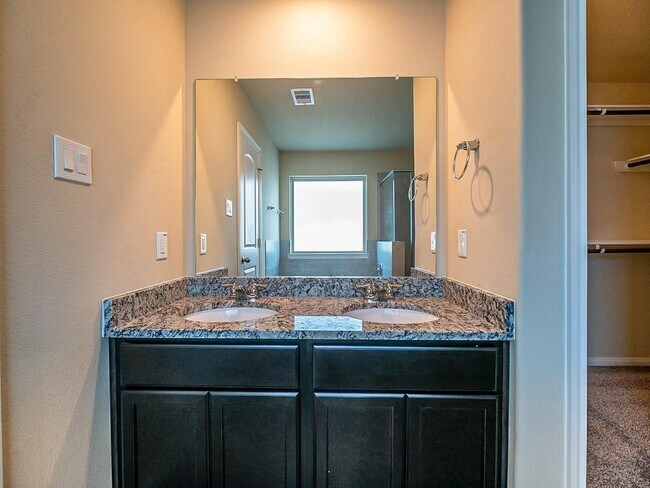 Building Photo - 2303 Altman Trl