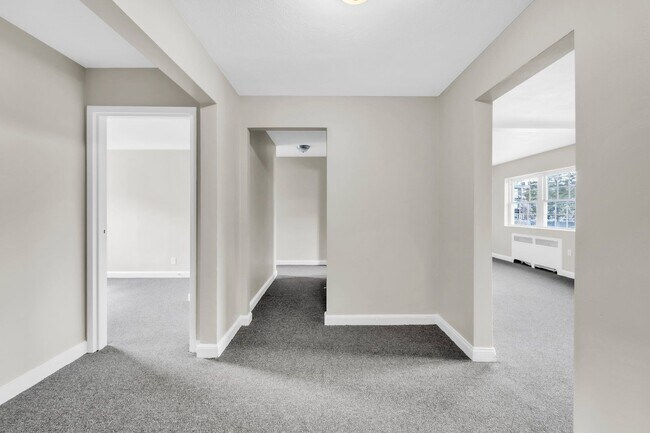 Building Photo - 41 Niles St