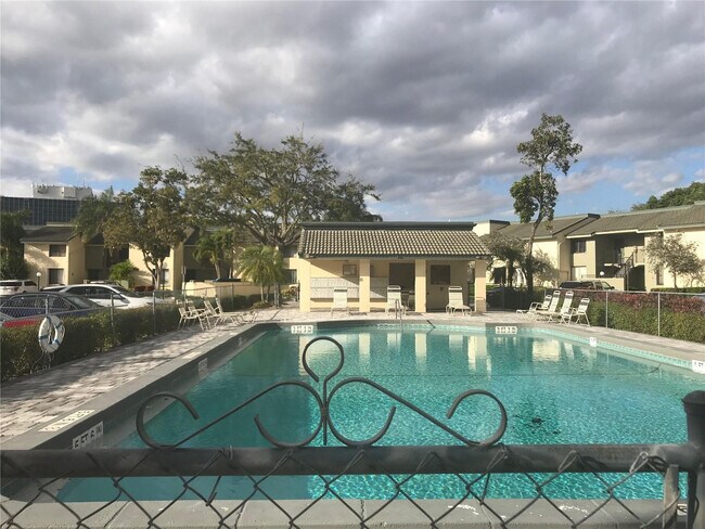 Building Photo - 9576 SW 1st Ct