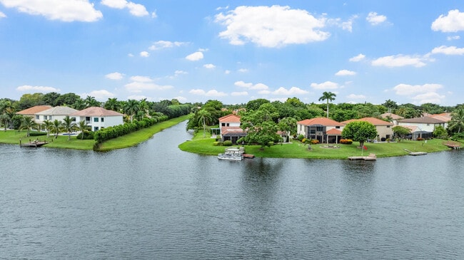 Building Photo - 12541 Shoreside Ln