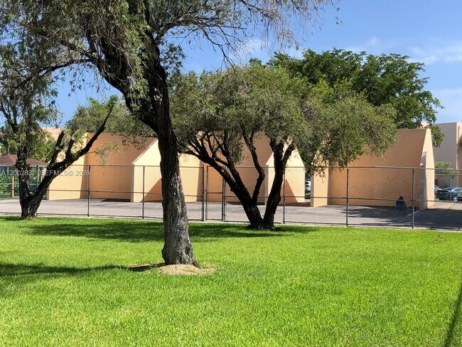 Building Photo - 8500 SW 133rd Avenue Rd