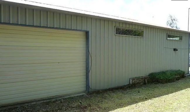 Building Photo - Outdoor Enthusiasts Dream Home in Lakeside!