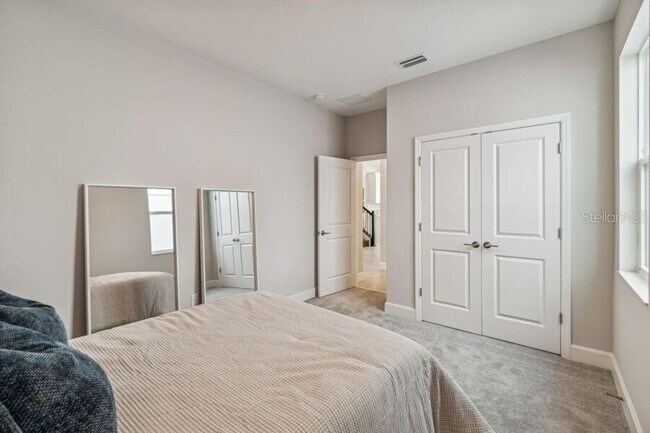 Building Photo - 17329 Beachgrass Aly