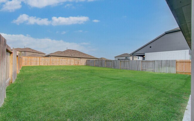 Building Photo - 14607 Lost Cave Wy