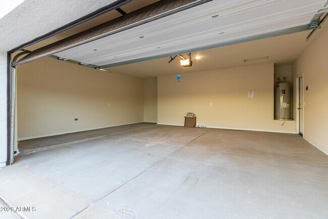 Building Photo - 1810 W Pinkley Ave