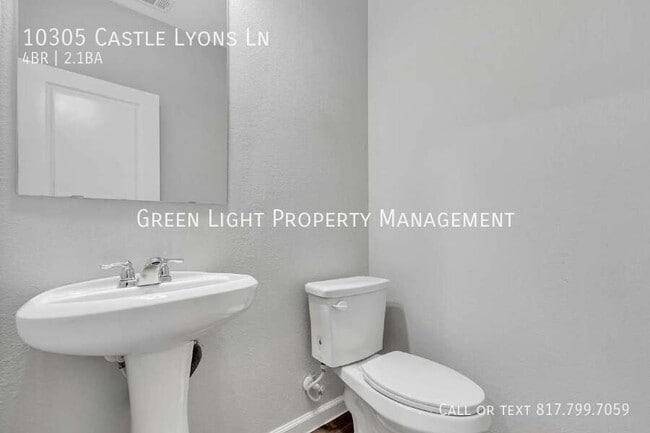 Building Photo - 10305 Castle Lyons Ln