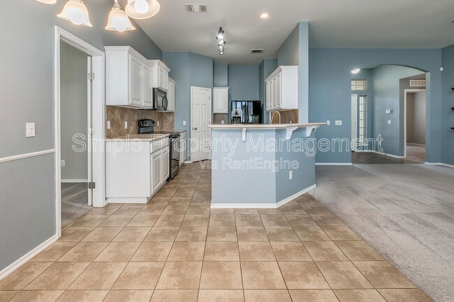 Building Photo - 18020 Cerrado Cir