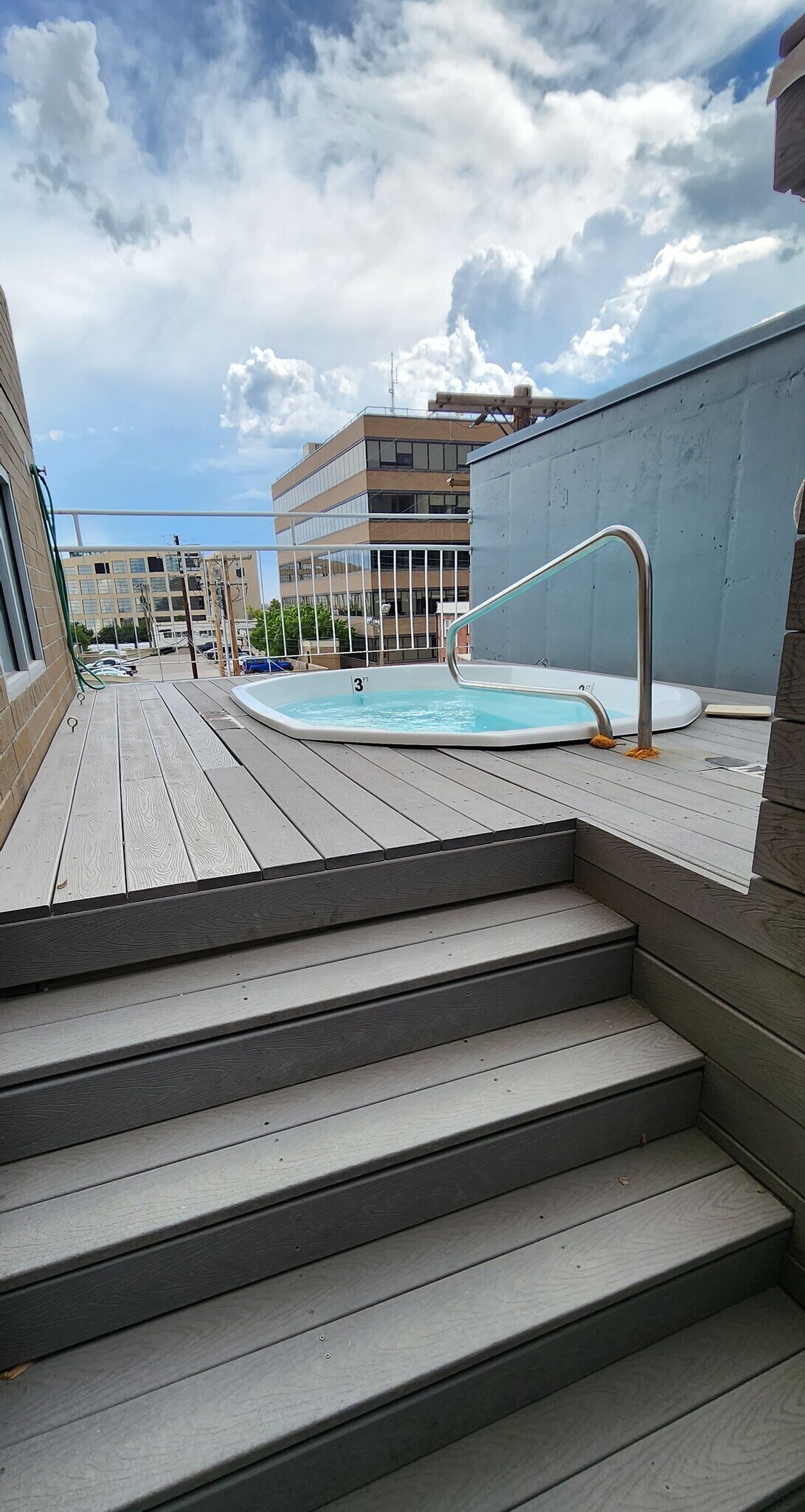 Building Photo - 230 E 300 S