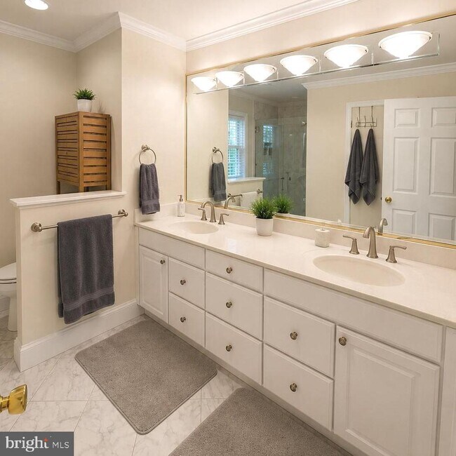 Building Photo - 4912 Bexley Ln