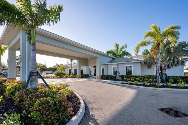 Building Photo - 1066 Enbrook Lp