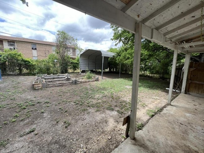 Building Photo - 304 Margaret Lee St