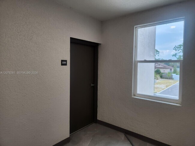Building Photo - 4424 S Texas Ave