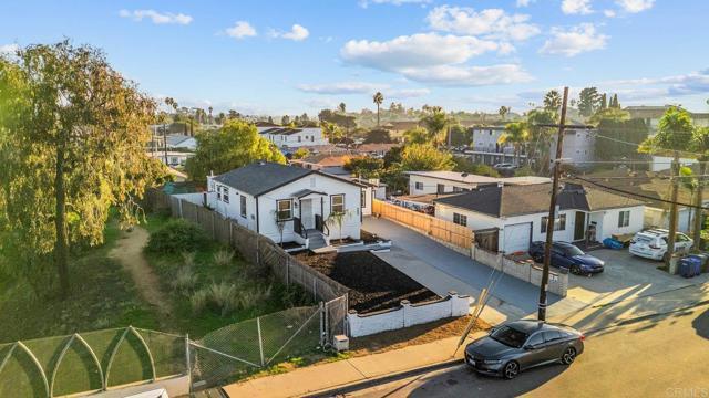 Building Photo - 1948 E 16th St