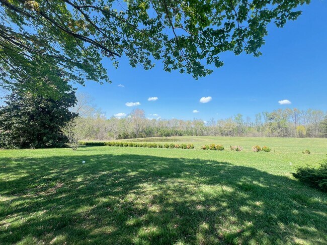 Building Photo - Location, Community, Quality Living. It Starts Here!