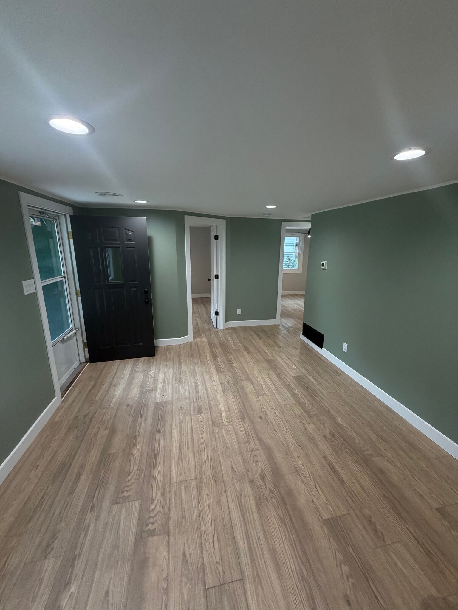 Building Photo - 250 N Levasseur Ave