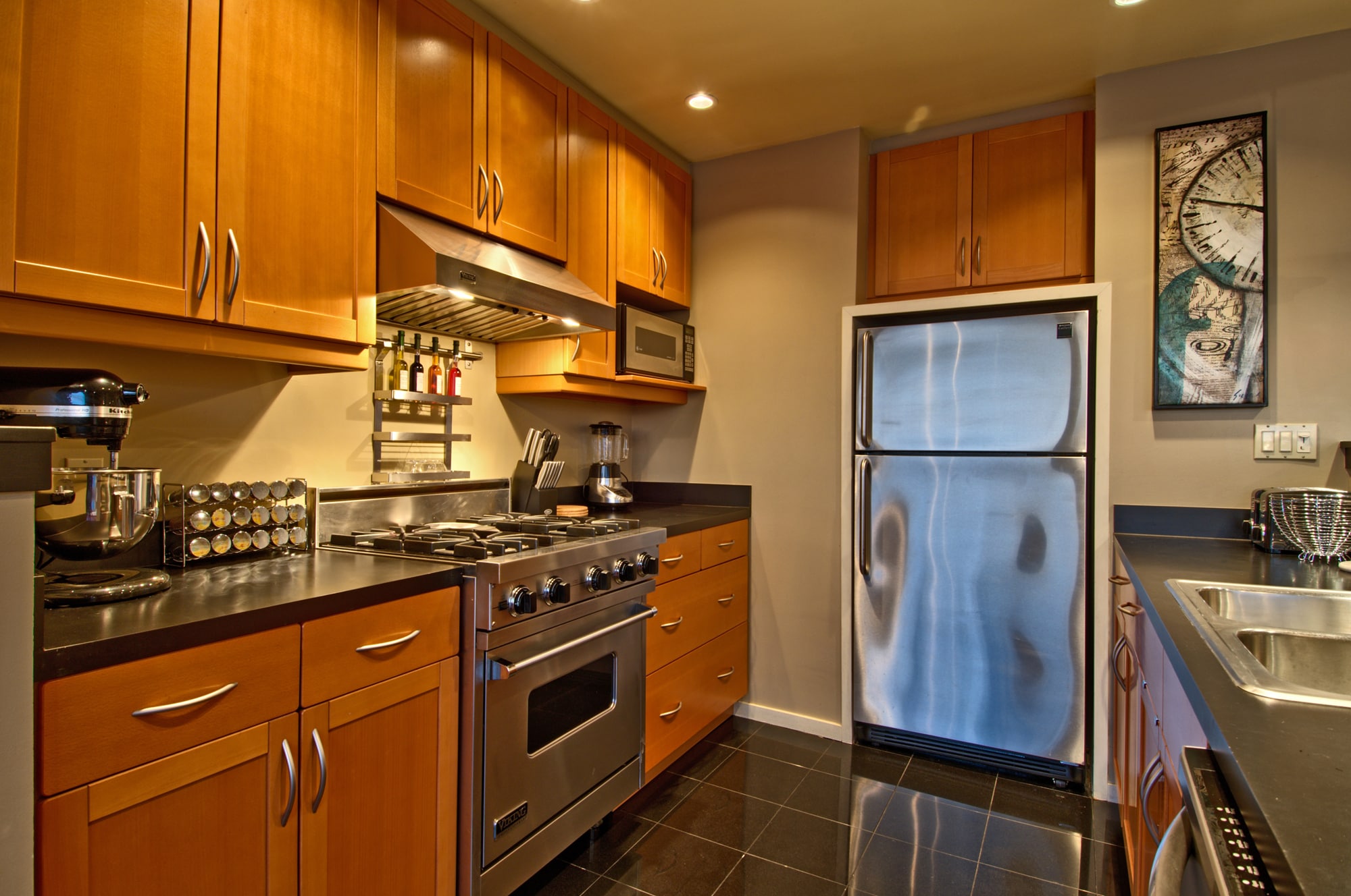 Building Photo - 1966 Harvard Ave E