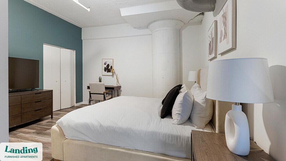 Building Photo - 222 E Saratoga St