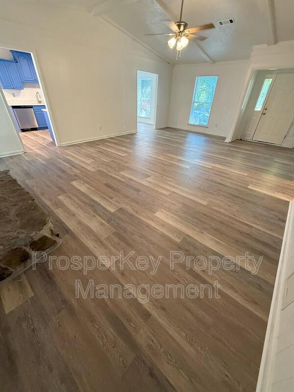 Building Photo - 7331 Paprika Ln