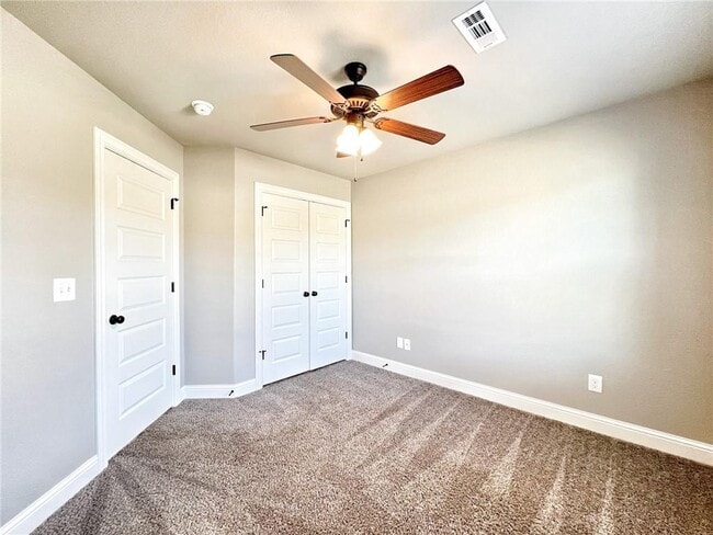 Building Photo - 710 Captain Hopkins St