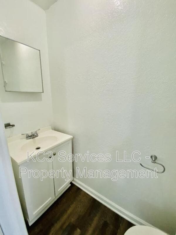Building Photo - 9303 Stark Ave