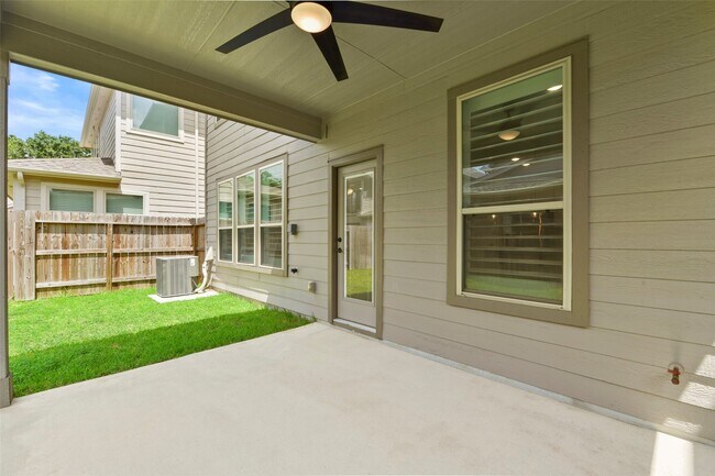 Building Photo - 4033 Starbright St