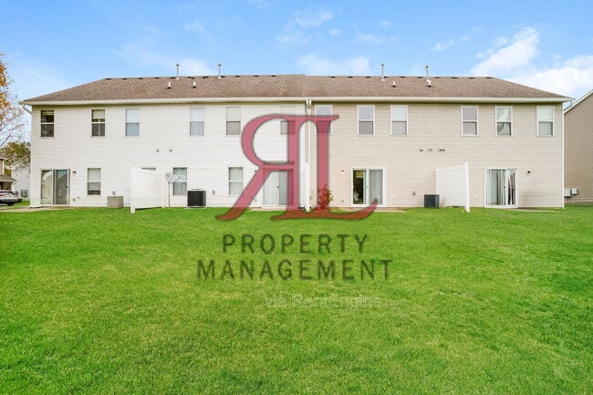 Building Photo - 146 Portrait Cir