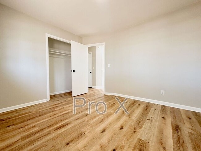 Building Photo - 2216 S Clover Dr