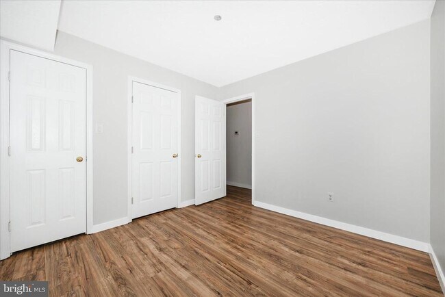 Building Photo - 615 Himes Ave
