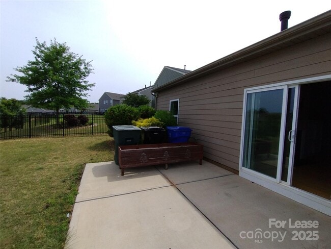 Building Photo - 105 E Neel Ranch Rd