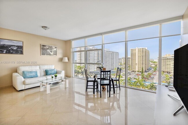 Building Photo - 1830 S Ocean Dr