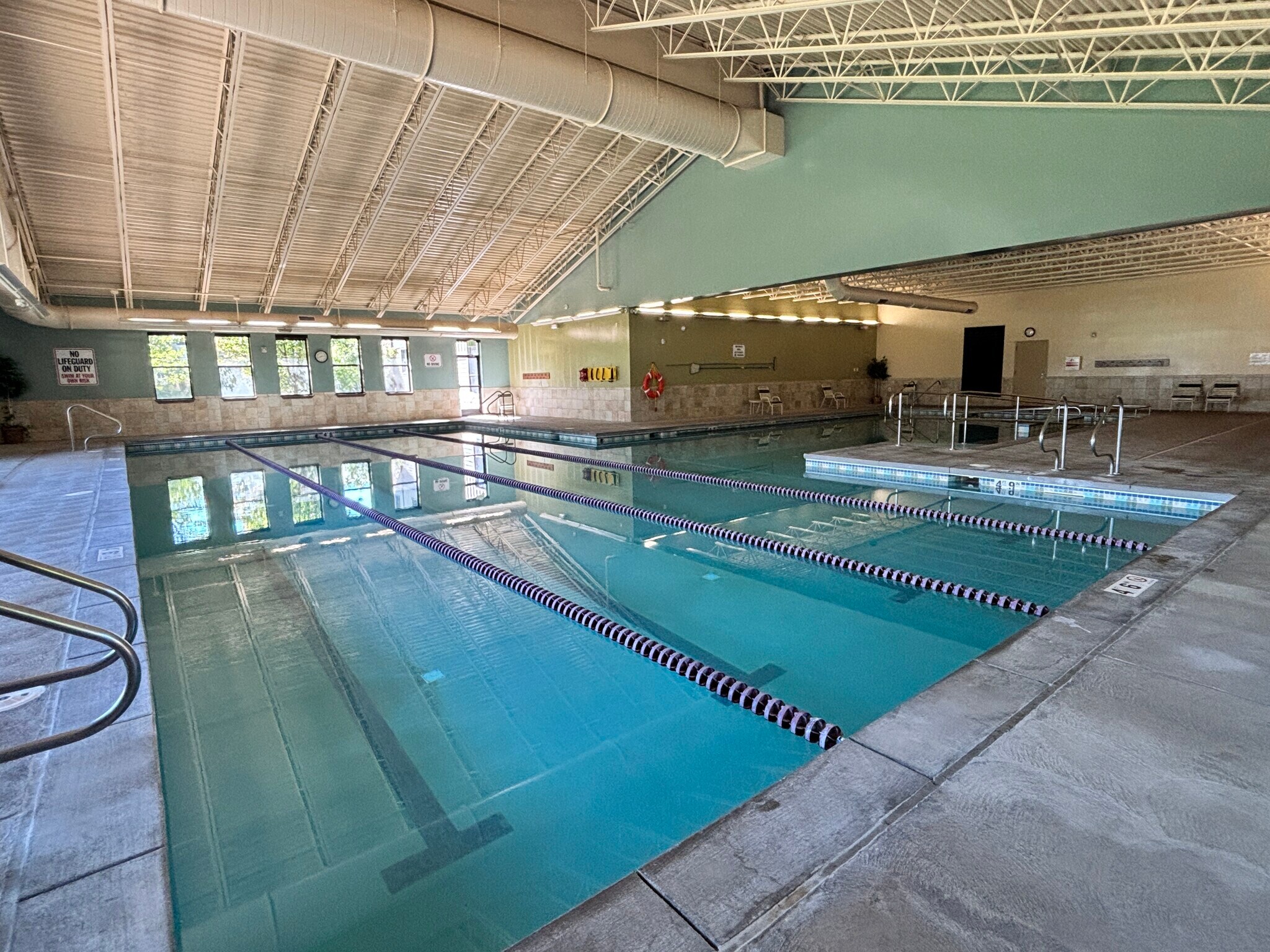 Building Photo - 13890 E Marina Dr