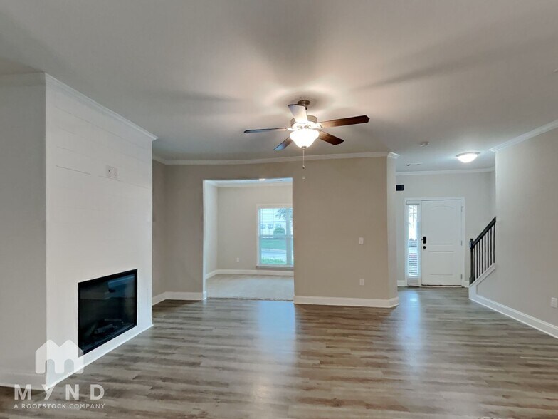 Building Photo - 7734 Fawn Cir