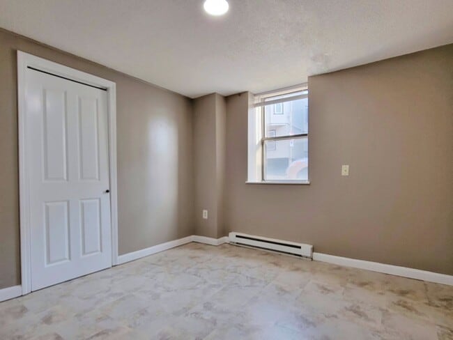 Building Photo - Prime location East Boston modern apartment on 1st floor next to T stop.