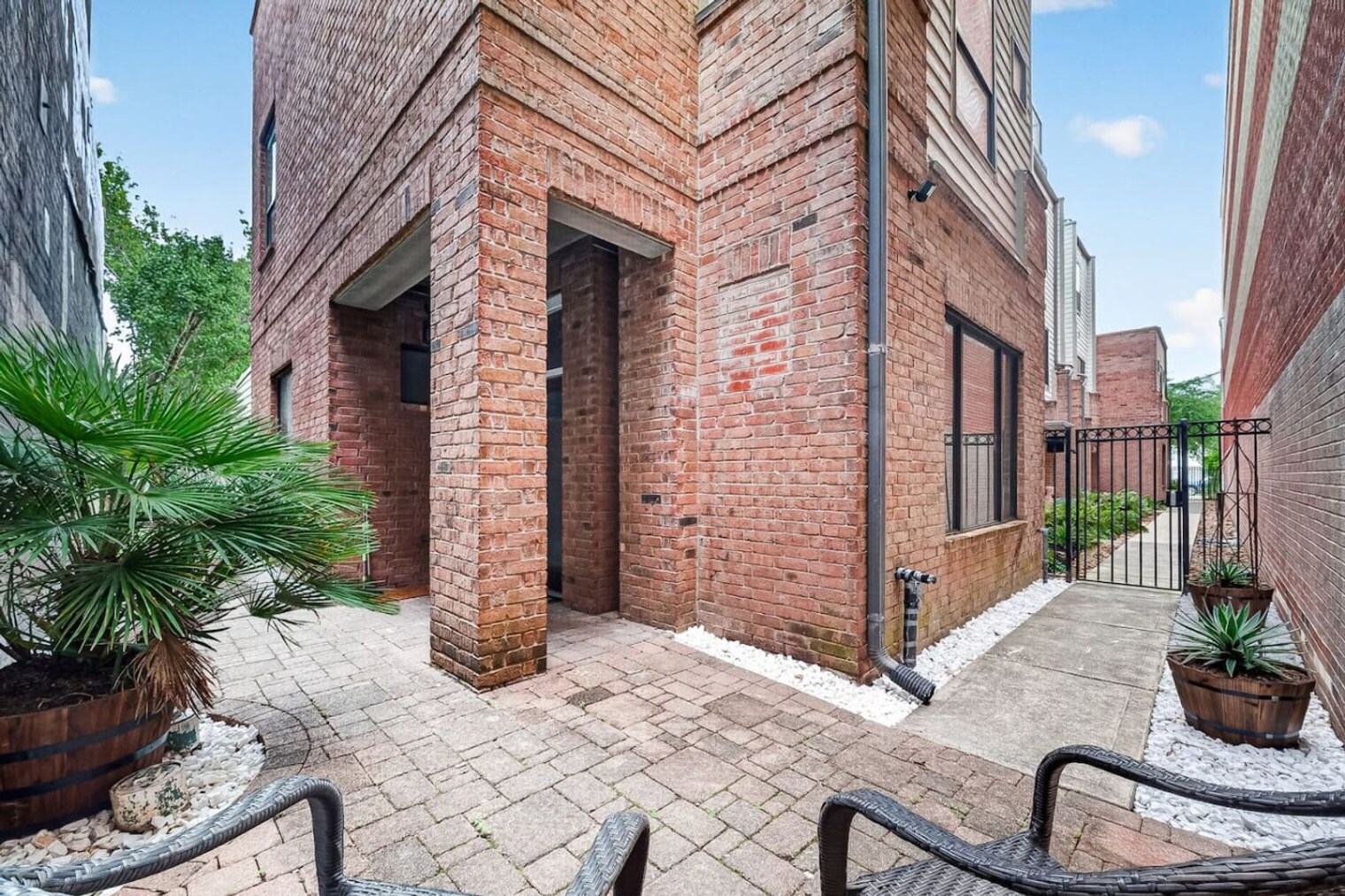 Building Photo - 2504 Rusk St