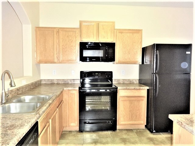 Building Photo - 1119 W Vineyard Rd